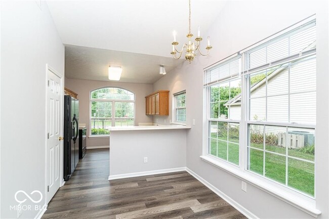Foto del edificio - 10272 Lakeland Dr