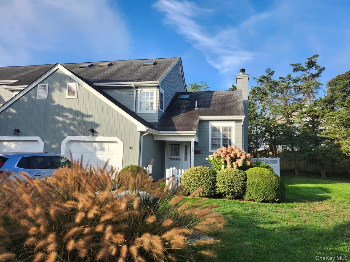 Primary Photo - 50 Brittany Ln