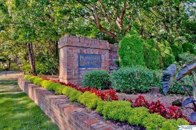 Hermoso complejo de condominios estilo parque - 3016 Live Oak Ln SW