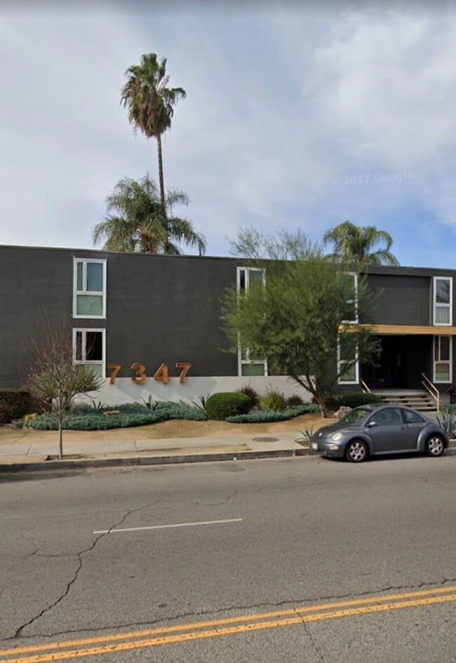 Building Photo - 7347 Haskell Ave