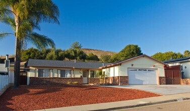 Building Photo - 9634 Cecilwood Dr