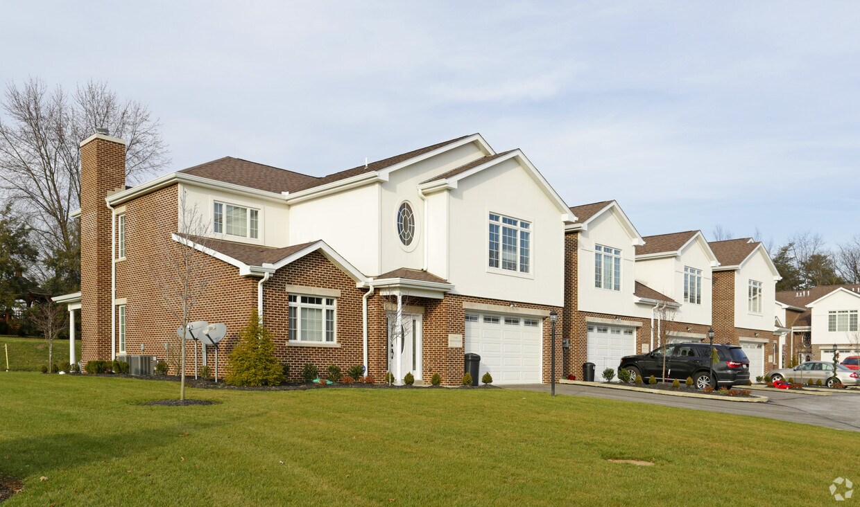 Primary Photo - Caymus Estates Apartments
