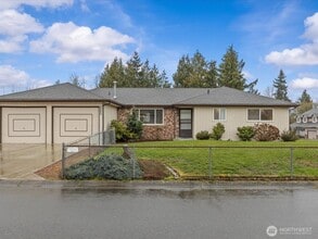 Building Photo - 20405 119th Ave SE