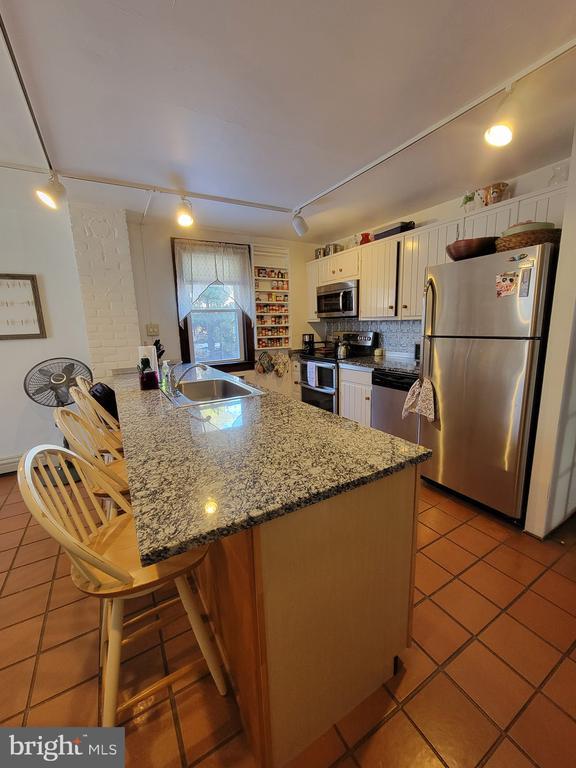 Foto del edificio - 739 Sergeantsville Rd