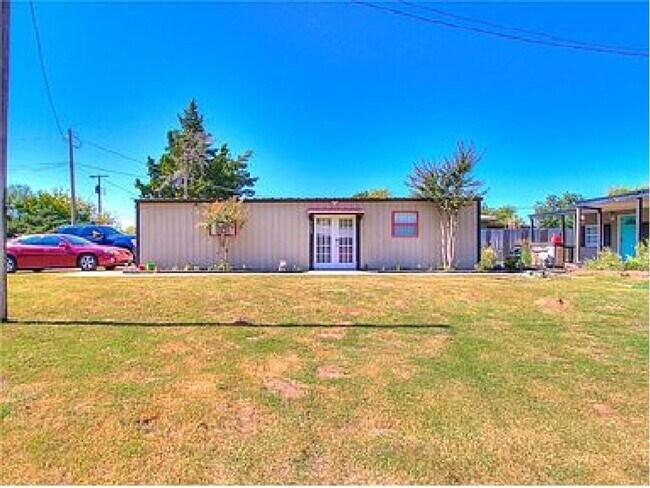 Foto del edificio - 3609 SW 12th St