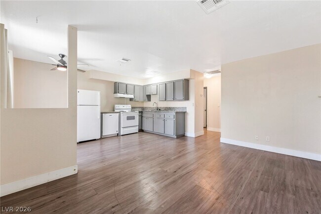 Foto del edificio - 4300 N Lamont St