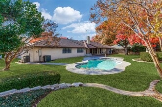 Building Photo - 5529 Tanbark Rd