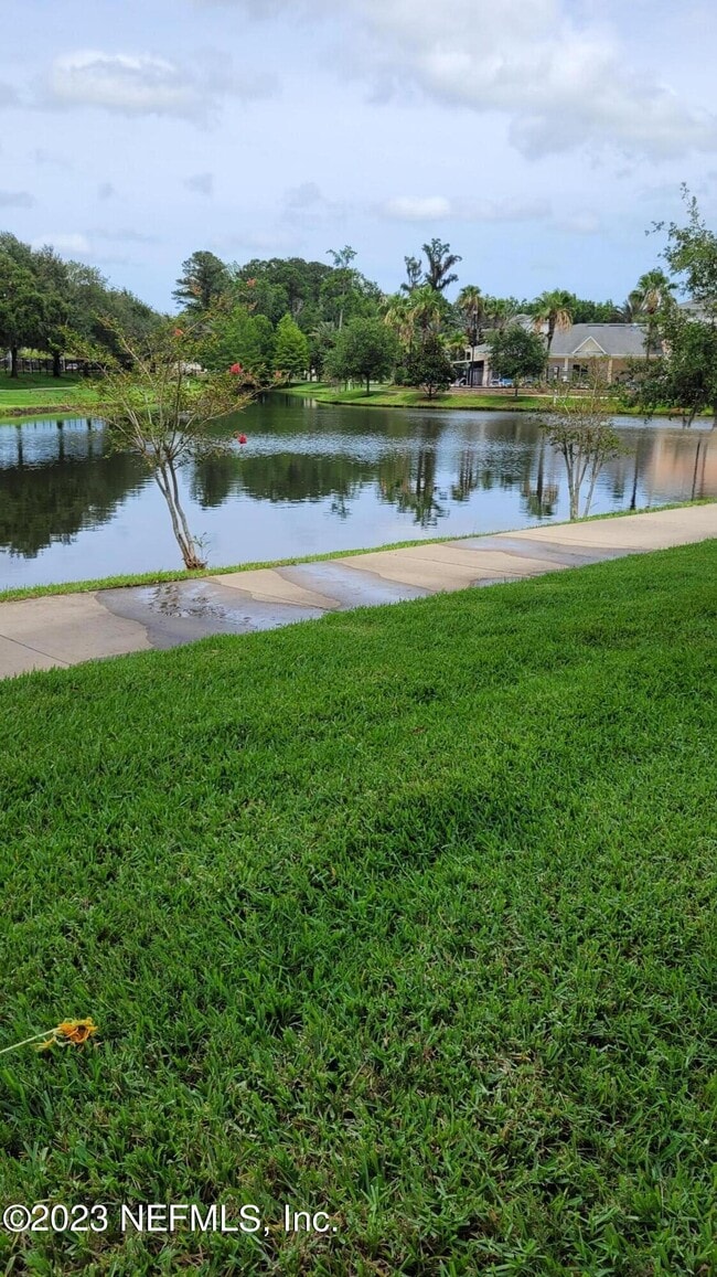 Building Photo - 4911 Key Lime Dr