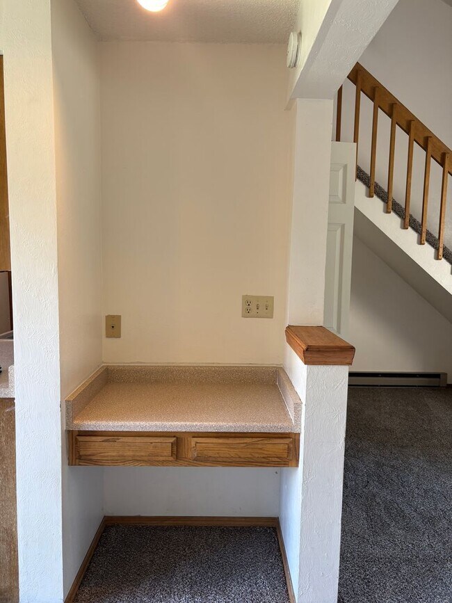 Foto del edificio - 2 Bedroom 2 Bathroom Townhome In Village S...
