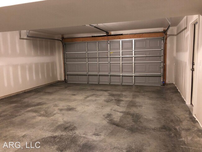 Foto del edificio - 4 br, 3 bath House - 1700 Pam Court
