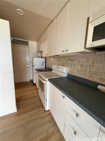 Foto del edificio - 85-933-933 Bayview St