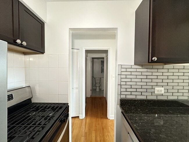 Foto del edificio - 6830 N Sheridan Rd