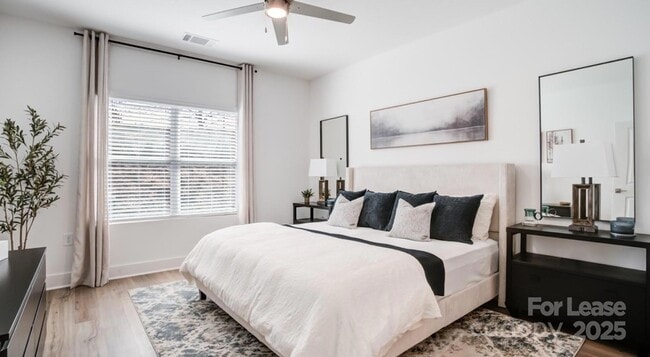 Building Photo - 1302 Dallas Cherryville Hwy