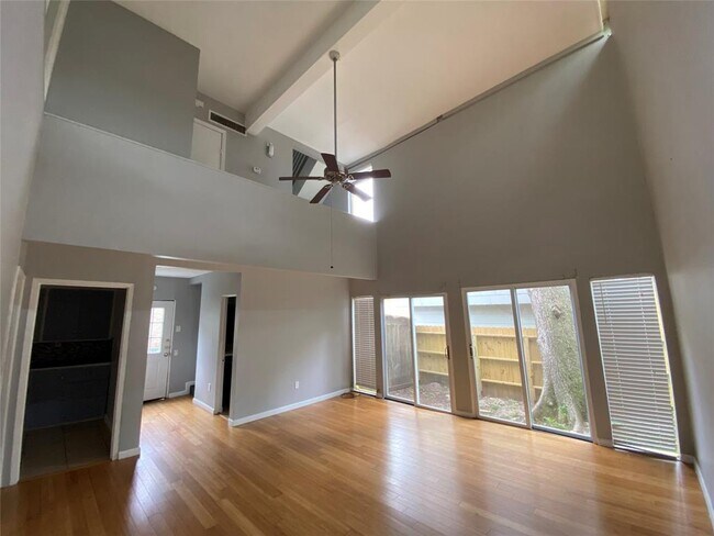 Foto del edificio - 404 Hawthorne St