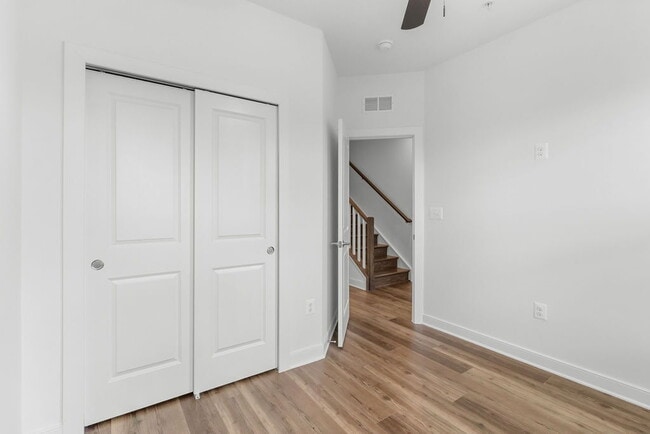 Building Photo - Rent – Brand New Townhome in the Watershed Community