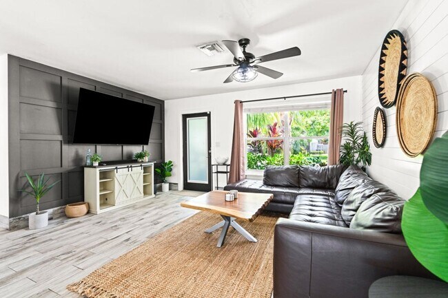 Foto del edificio - 19165 SE Homewood Ave