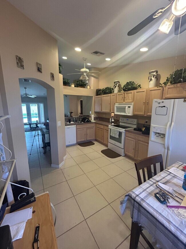 Building Photo - 5229 N Piper Cir