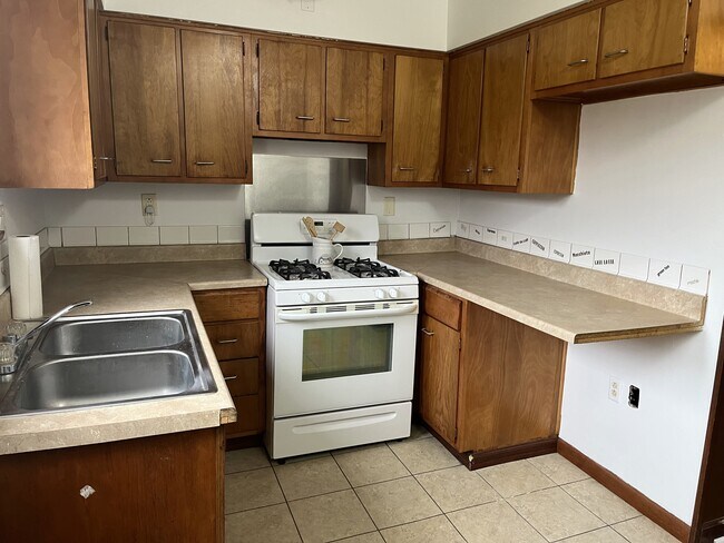 Foto del edificio - 635 E 24th St