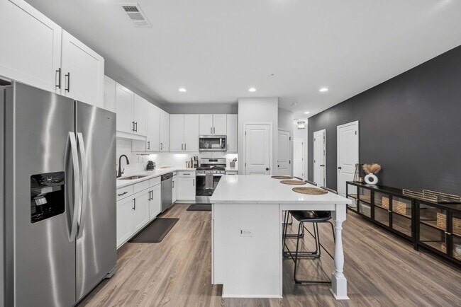 Building Photo - 2905 Ilir Mnr NW