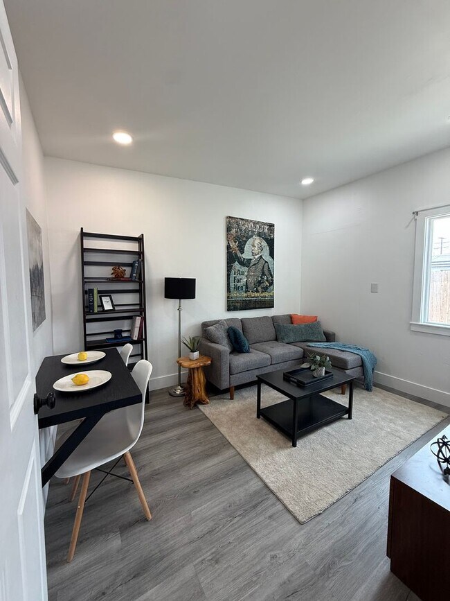 Foto del edificio - 730 E 48th St