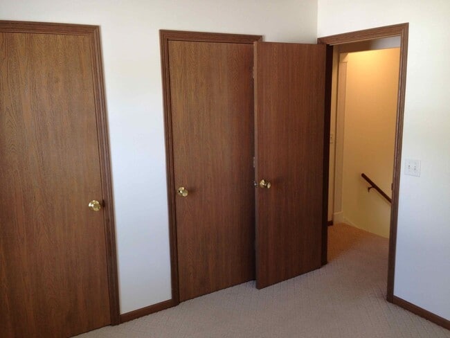 Building Photo - AMAZING 3 bed 2 bath in Newburgh