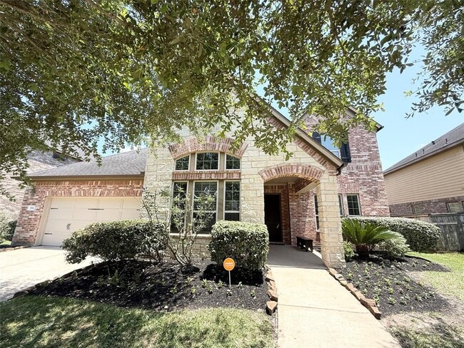 Building Photo - 5711 Stern Springs Ln