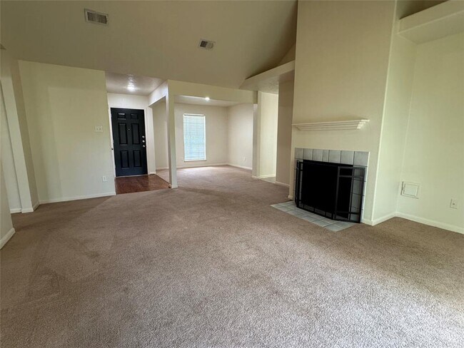 Building Photo - 14707 Cypress Meadow Dr