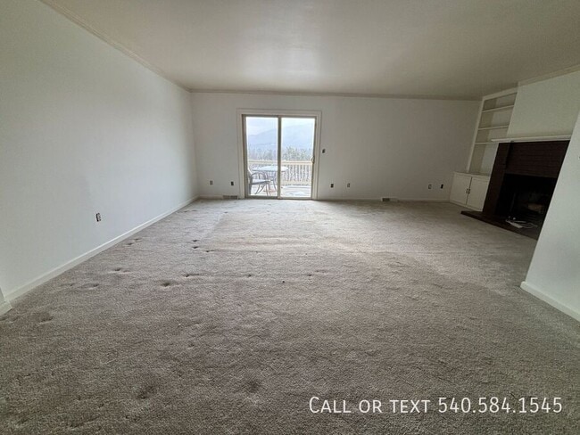 Building Photo - 3776 Kenwick Trail