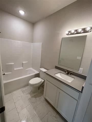Building Photo - 2931 Peony Dr