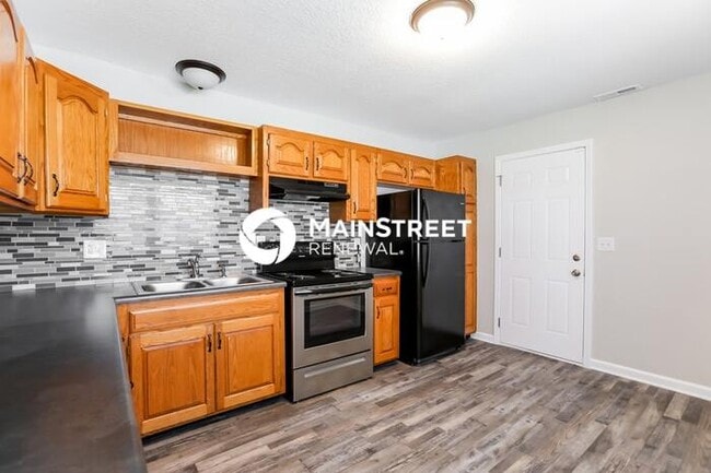 Building Photo - 3 Bedroom Pet-Friendly Home in Independenc...