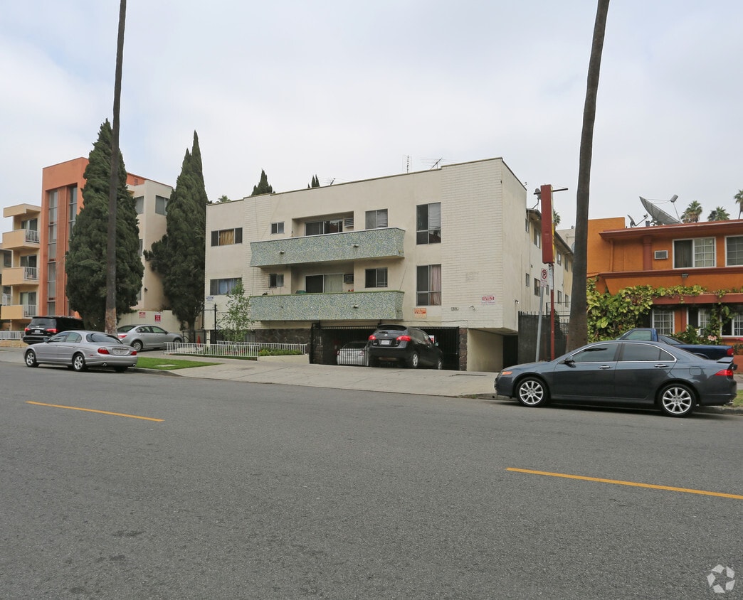Primary Photo - 514 S Mariposa Ave