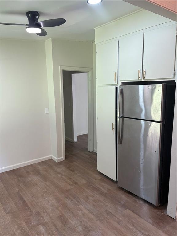 Building Photo - 4049 Villa Ave