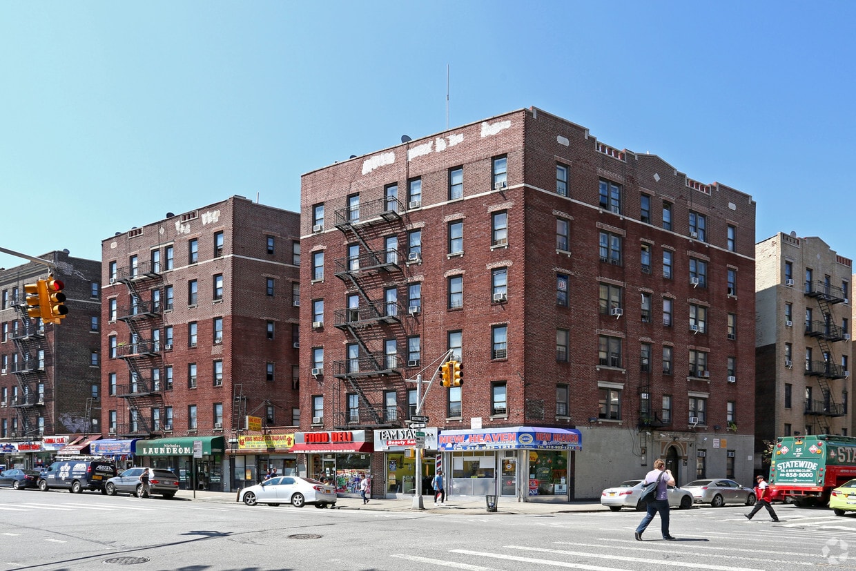 Primary Photo - 520 W 163rd St