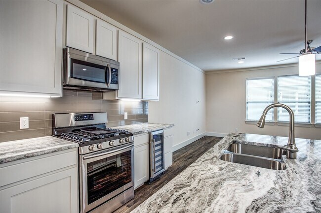 Foto del edificio - 4316 Hartford St