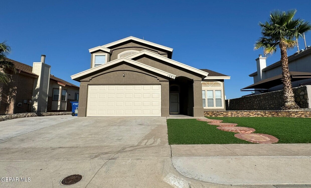Primary Photo - 1293 Morgan Marie St