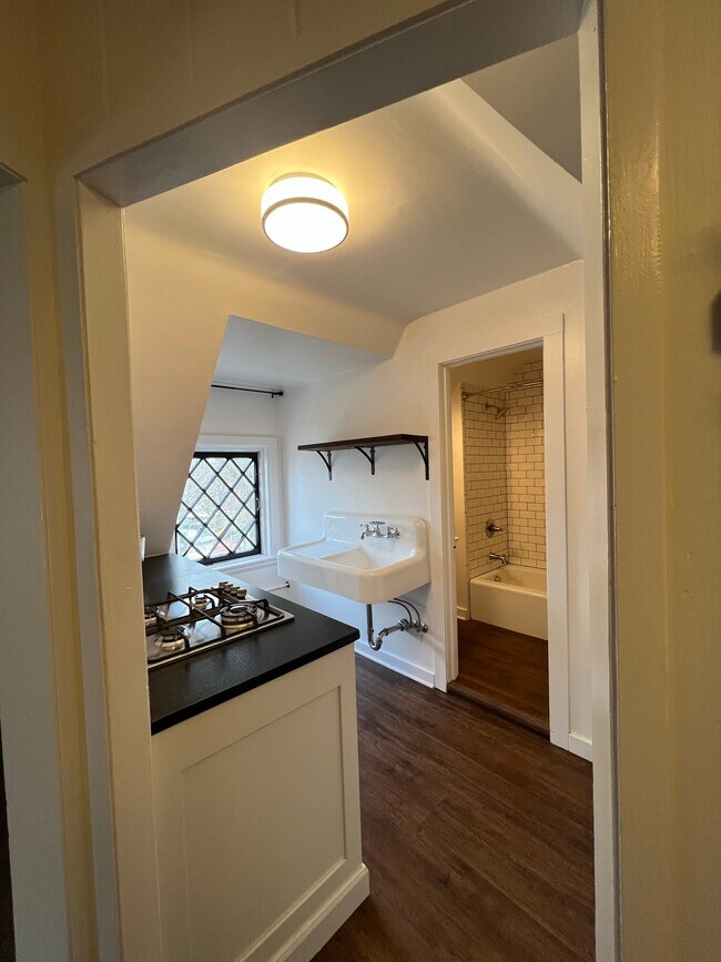 Redstone Heritage Hill Historic District 357 Madison Ave SE Grand