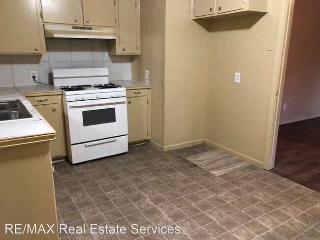 Foto del edificio - 3 br, 1 bath House - 8405 Roitan Dr.