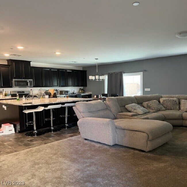 7041 Noah Raven St, North Las Vegas, NV 89084 Townhome Rentals in