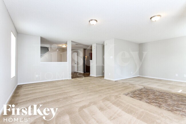 Foto del edificio - 14356 Black Farm Dr