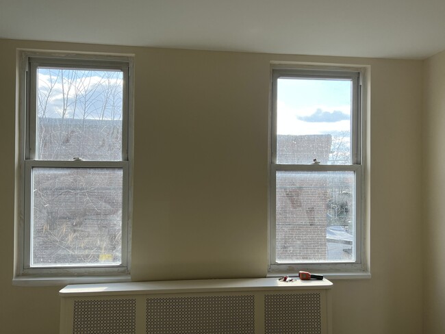 Building Photo - 3219 McElderry St