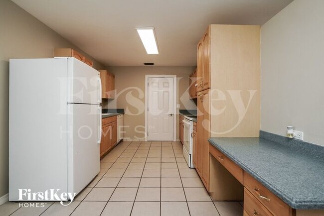Foto del edificio - 18481 Holly Rd
