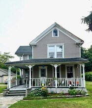 Building Photo - 26 Rollstone Ave
