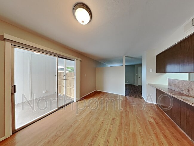 Building Photo - 6939 W Haven Ave