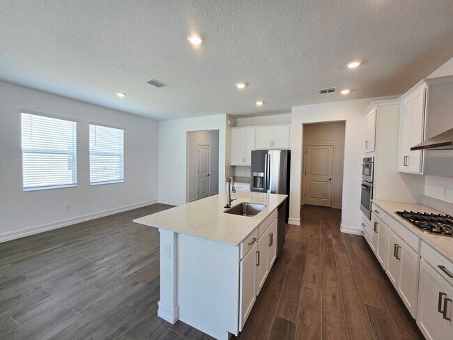 Foto del edificio - Annual Rental in Stonegate Preserve – Brand-New 3 Bedroom, 2.5 Bath Home with Loft, Main-Level Pr...