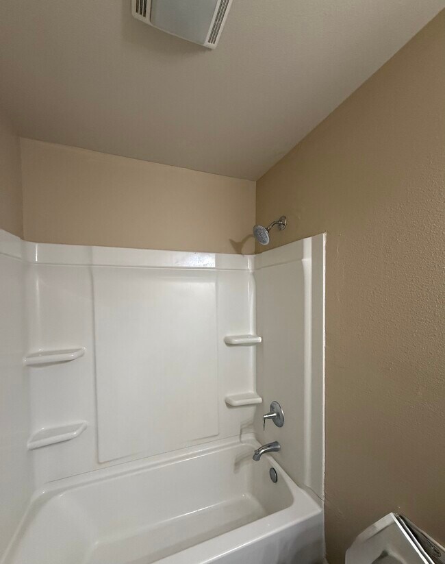 Foto del edificio - 10307 Valencia Ave