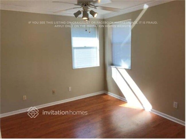 Building Photo - 611 SW 178th Way