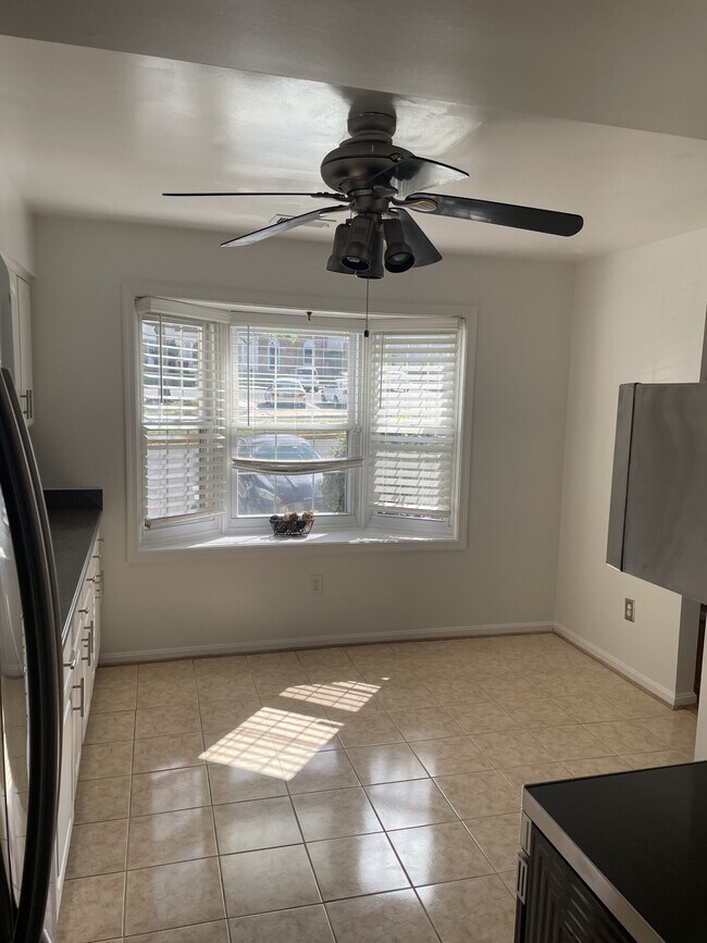 Foto del edificio - 2214 Anvil Ln