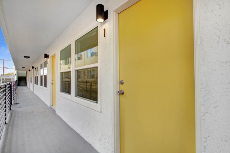 Foto principal - 161 S Burlington Ave