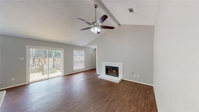 Building Photo - 31 Tulip Hill Ct