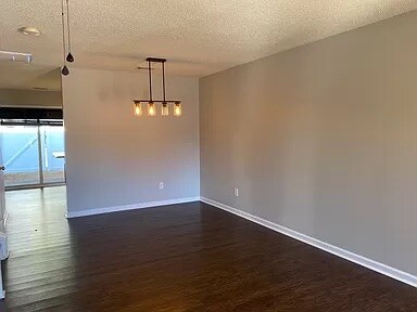 Building Photo - 3205 Blythe Ridge Ct